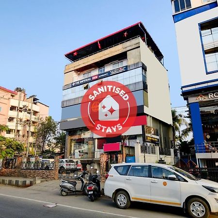 Collection O 73981 Imperial Inn Guwahati Esterno foto